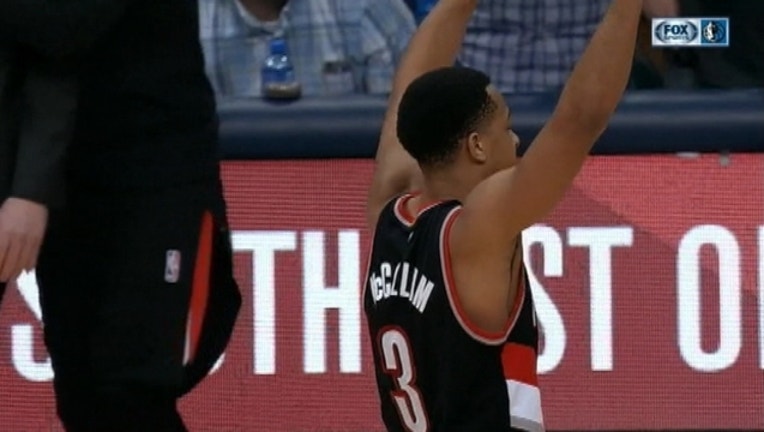 8043484d-Mavericks Lose Blazers_1486527163826.jpg