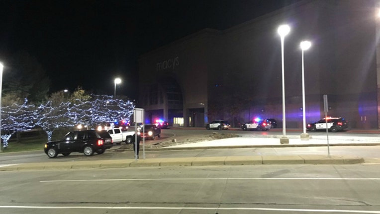 81ecd659-Mall of America stabbing-404023