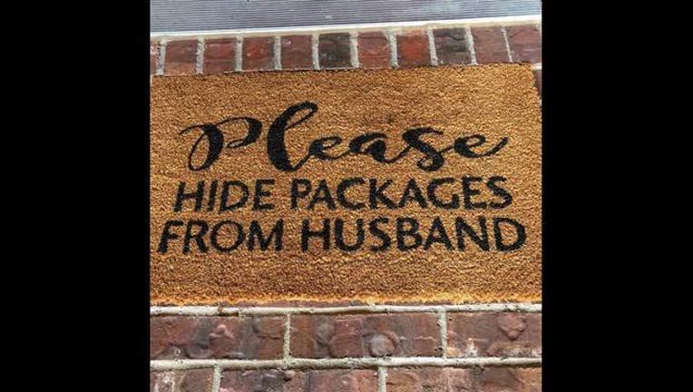85482b4a-pleasehidepackagesok_1528139761627-408795.jpg