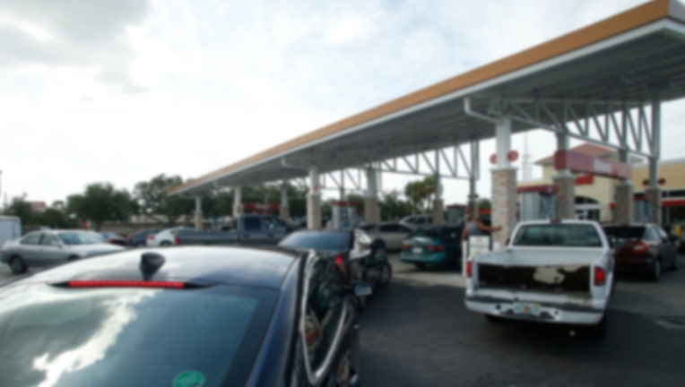 89480297-gas station getty image 97297316_1530634039365-65880