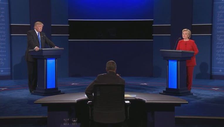 Trump_Clinton_First_Presidential_Debate-401720.jpg