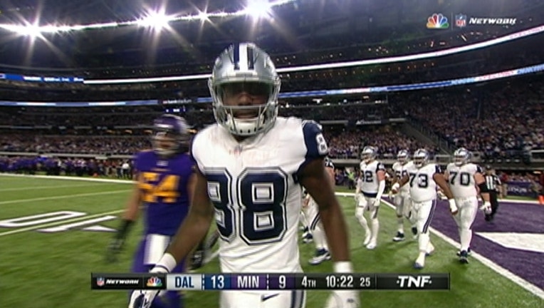 Cowboys hold on against Vikings for 11th straight win