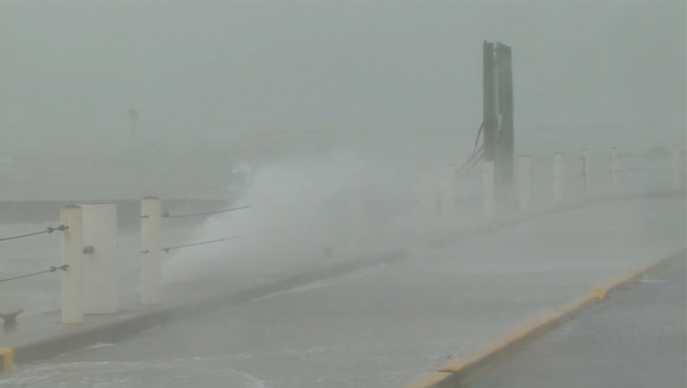 hurricane harvey waves