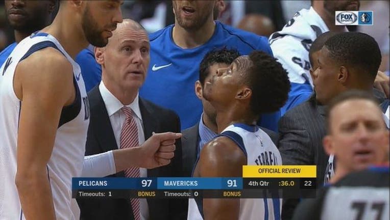 96e54074-mavs vs pels 11-3_1509767176771.jpg