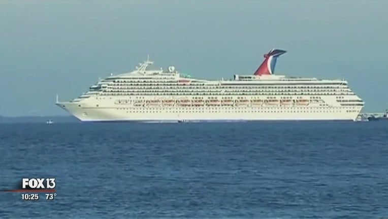 Carnival cruise-401385.jpg