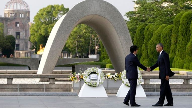 Cy6YhKwW8AAc8aN.jpg large_1480949782239.jpg