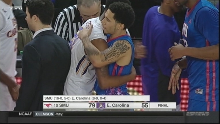a7ebea0b-SMU East Carolina_1452736876616.jpg