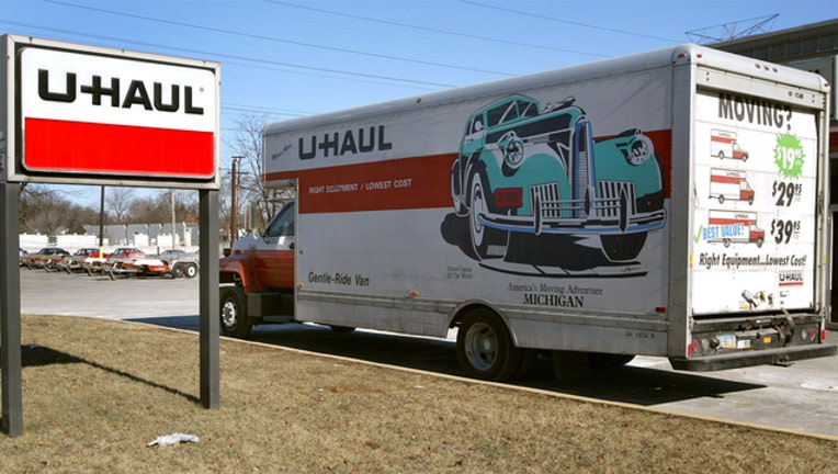 b08a37f1-GETTY U-Haul 091118-401720