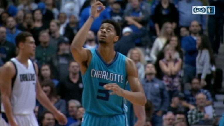 b6146d0b-Mavericks Lose Hornets_1480996995375.jpg