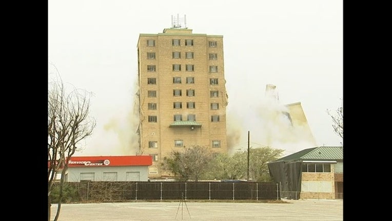 b7bac76f-Westchester Plaza Implosion_1521383023544.jpg.jpg