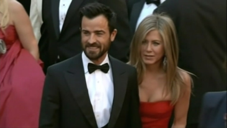 V-JENNIFER ANISTON MARRIED_1438974904480.jpg