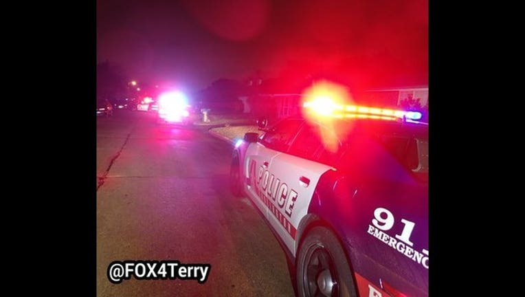 b9c9a260-Arlington_Police_Investigating_Double_Shooting_1457441121661.jpg