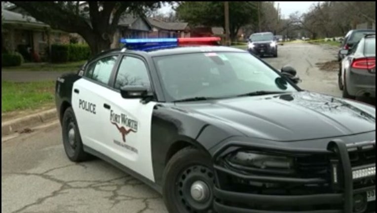 bc4d9281-fort worth police car_1552315973413.png.jpg