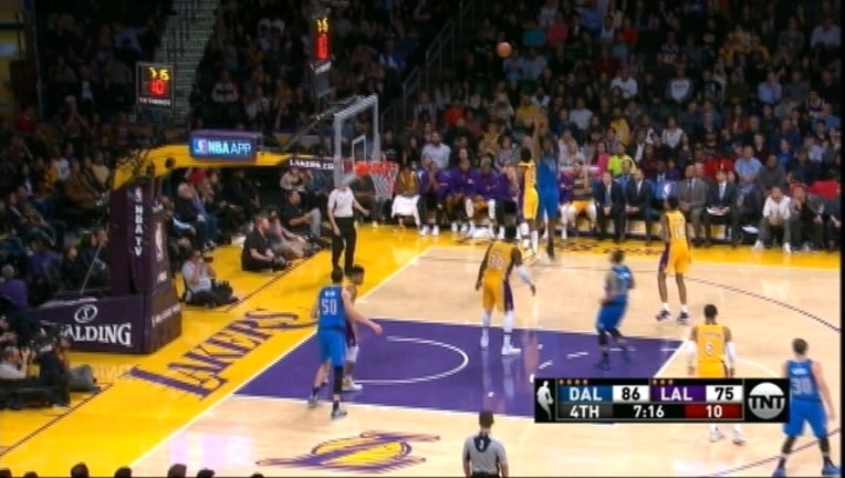 c272cd29-mavs lakers_1483129949579.jpg