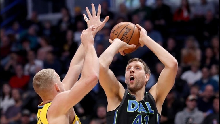 Dirk Nowitzki_99145533_1517113286037