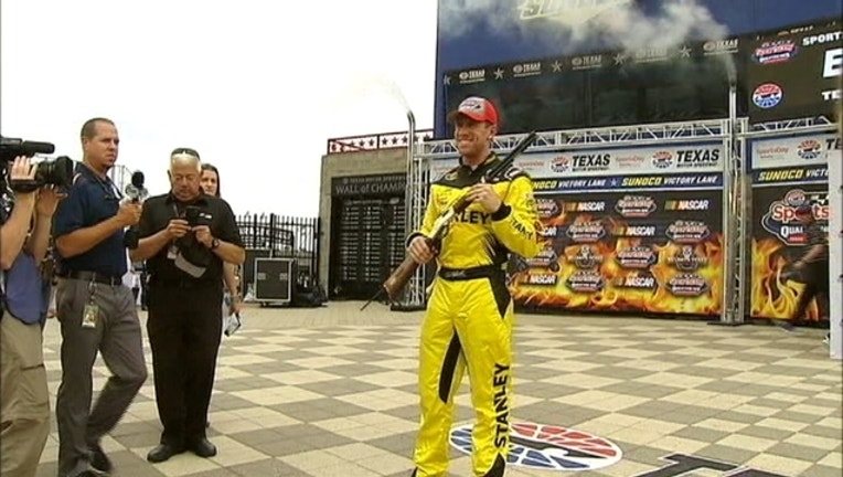 ca98bd9b-Carl Edwards TMS Pole_1460172855085.jpg