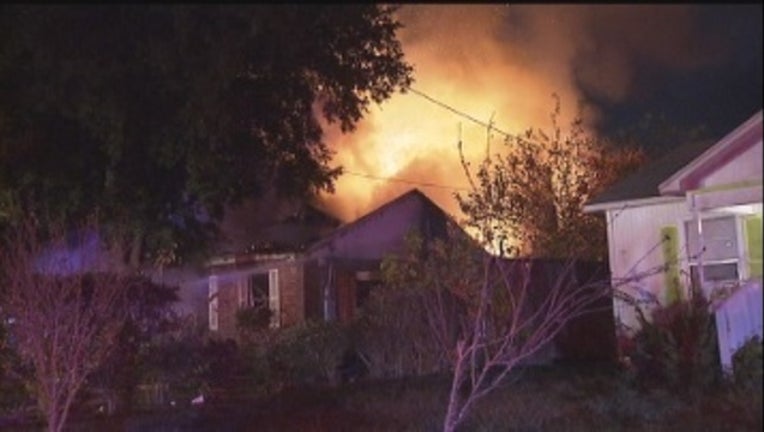 cccd0f1c-Mesquite house fire 12.2.2015_1449041371209.jpg