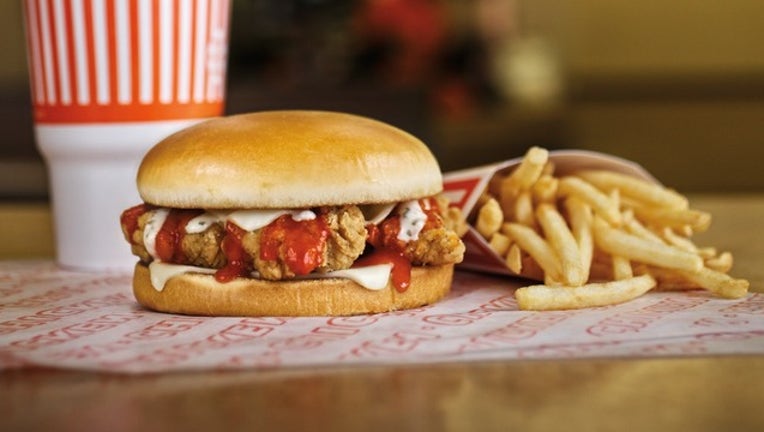 d0ab0cf5-Whataburger buffalo ranch chicken strip sandwich_1522803802326.png.jpg