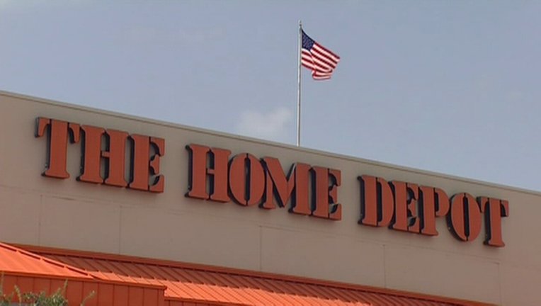 d14b1446-10A-V-HOME DEPOT HIRING FAIR_KDFWfdc9_146.mxf_00.00.25.23_1494957008751.png