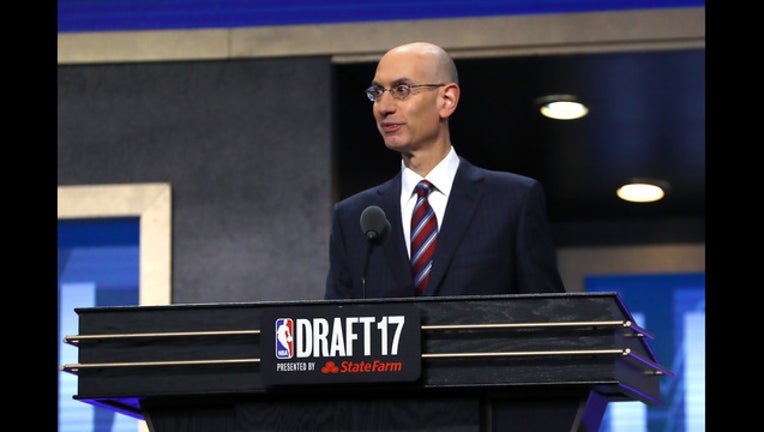 d2539c5e-Adams Silver_2017_NBA_D_1_1506629641325