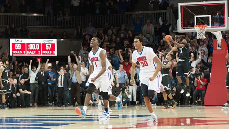 d4ae5021-smu_cincinnati_basketball