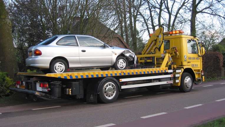 d4e68003-tow truck