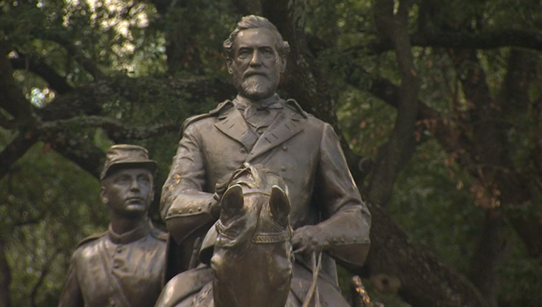 H-9P DALLAS CONFEDERATE MONUMENTS FOLO_00.00.00.24_1503452814651.png