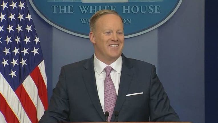 e71438bb-Sean Spicer-401720