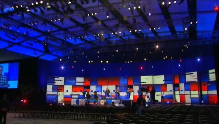 e7e0b954-iowa debate hall