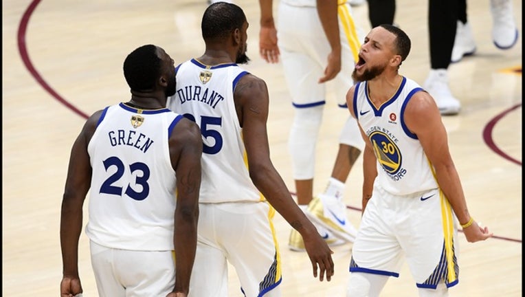 Warriors vs Cavs game 3_1528344900580