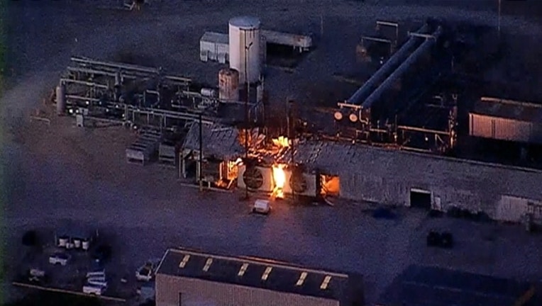 fbdc3d2a-gas plant fire_1441281131816.jpg