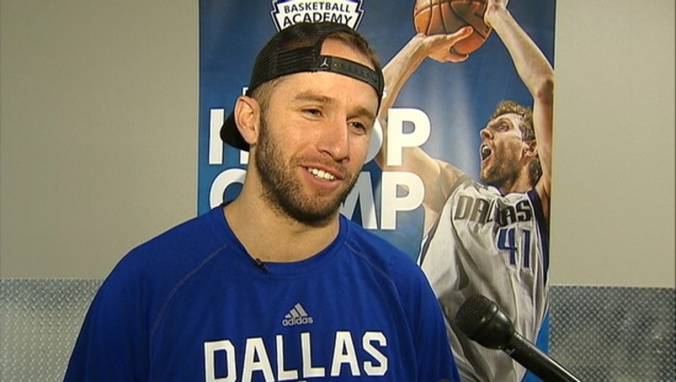 ff0d8860-JJ Barea Mavericks