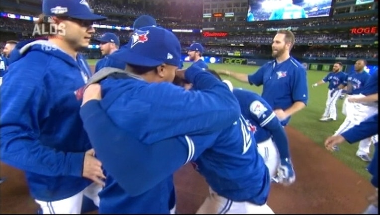 ffb3c1f9-Blue Jays Sweep Rangers_1476068723198.jpg