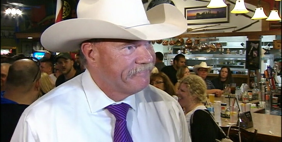 Tarrant County Sheriff Bill Waybourn wins reelection