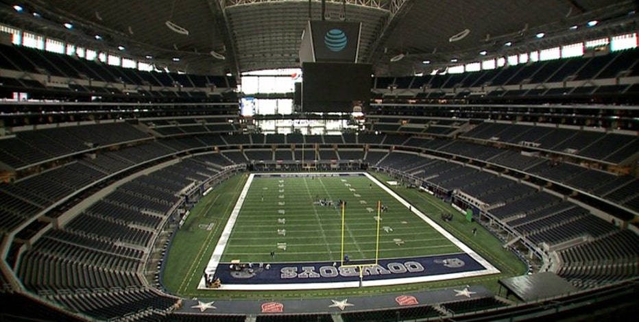 Jerry Jones Willing To Open Roof End Zone Doors At At T Stadium For 2020 Games