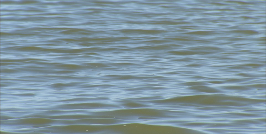 19-year-old drowns in Lewisville Lake