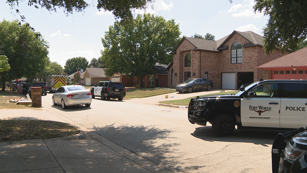 Arlington police investigate after 6-year-old shot in head by older ...