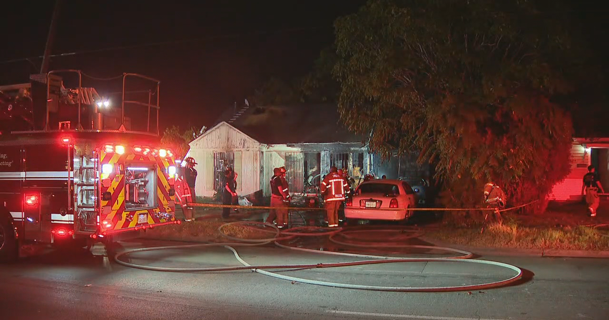 Woman found dead after South Dallas house fire | FOX 4 Dallas-Fort Worth