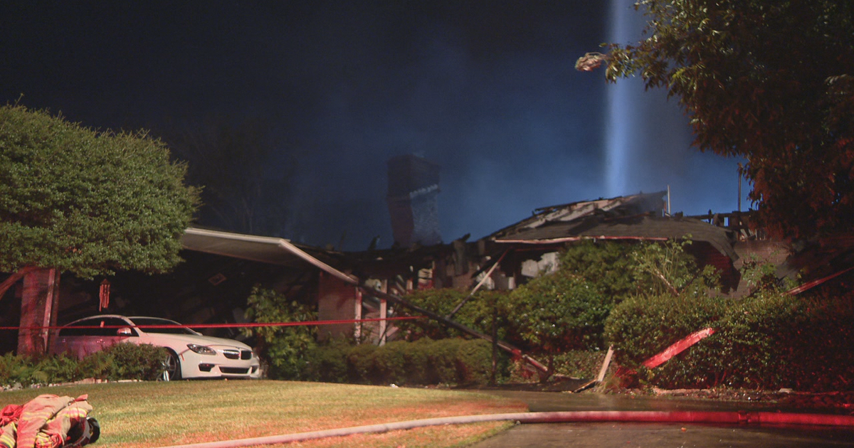 Fire destroys home in Far North Dallas | FOX 4 Dallas-Fort Worth