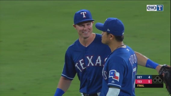 Rangers reliever Leclerc throws ball onto roof, tops Tigers