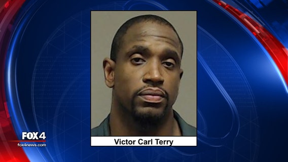 Dallas man given 40-year sentence for stabbing elderly relative 8 times, attacking officer