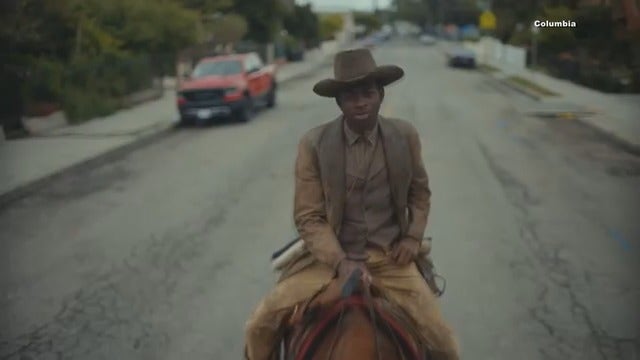 'Old Town Road' sets new Billboard record for most weeks at No.1