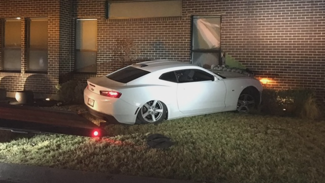 Car crashes into Dallas home, barely misses sleeping homeowner