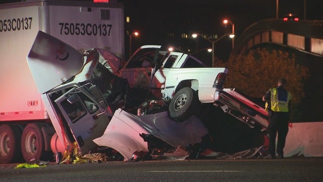 Crash involving 18-wheeler on I-35 in Dallas leaves at least 1 injured