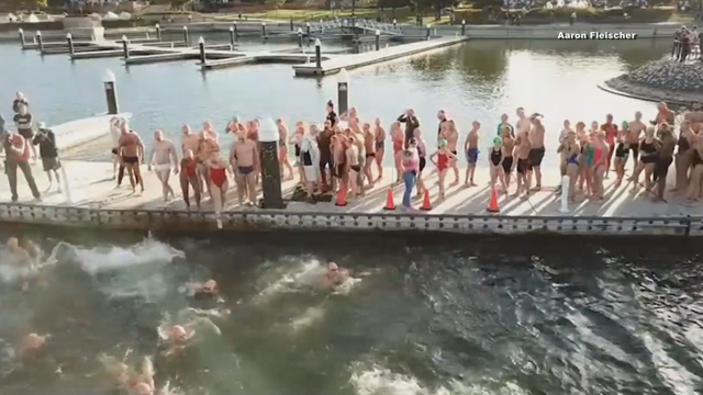Lake Ray Hubbard swim event helps raise money for cancer research