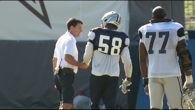 Cowboys DE Robert Quinn breaks hand, sidelined for preseason