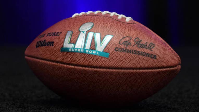 Super Bowl practice run for Fox at Dolphins' preseason game