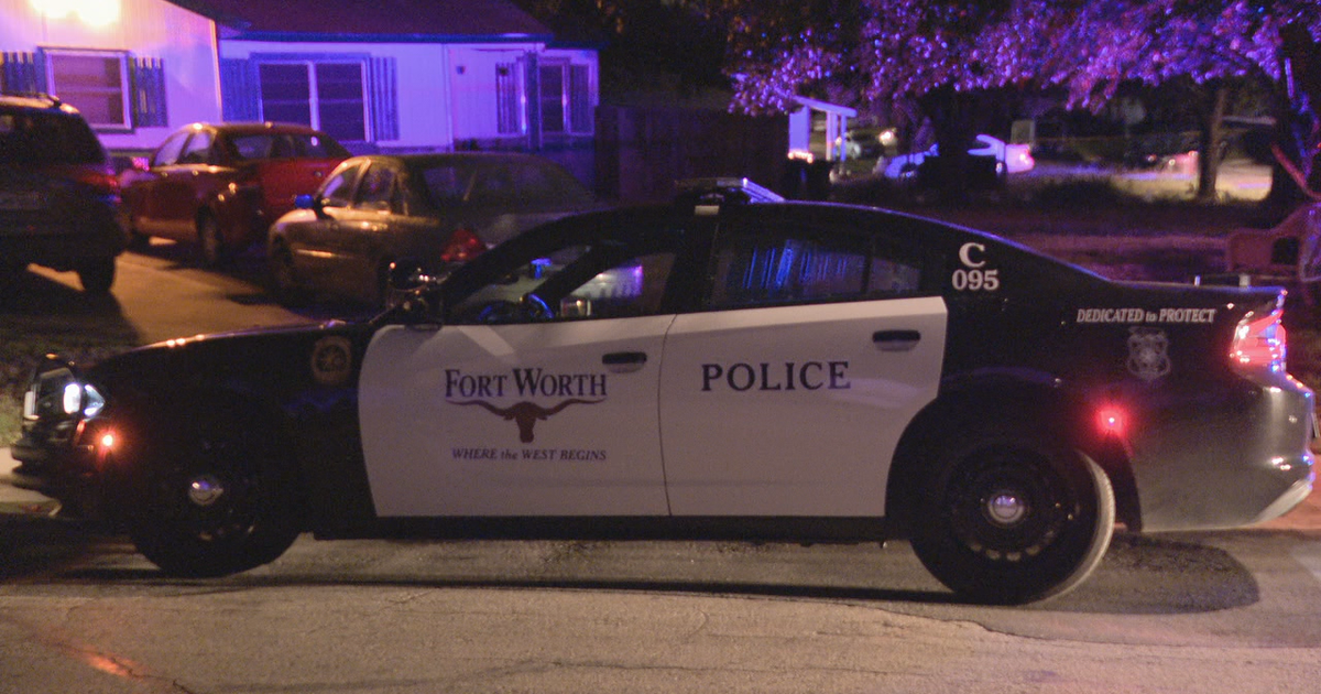 Fort Worth police investigating fatal shooting | FOX 4 Dallas-Fort Worth