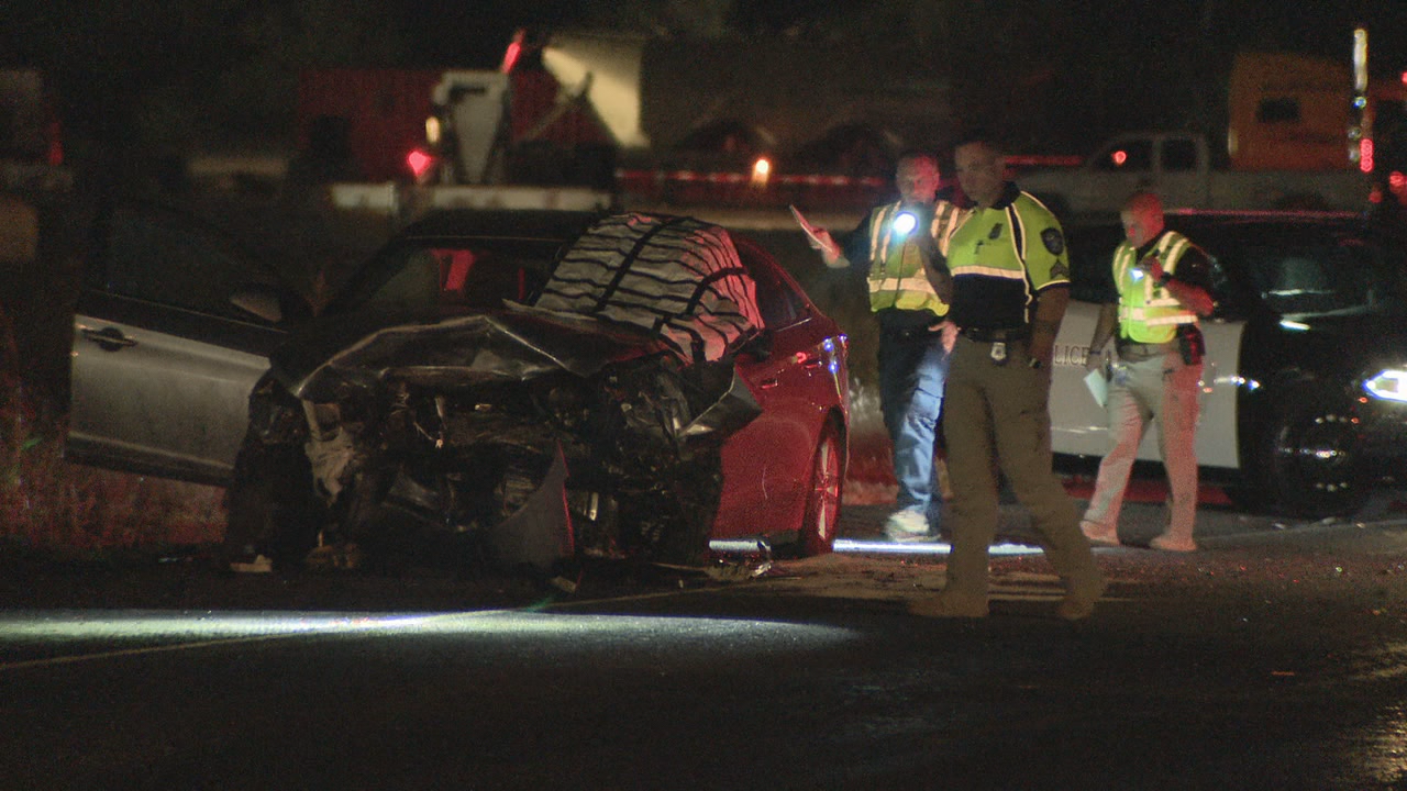 3 adults killed, 2 children hurt in Fort Worth head-on crash | FOX 4 ...