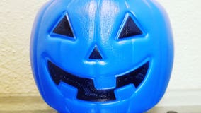 Viral Facebook post raises awareness for autism with blue Halloween buckets